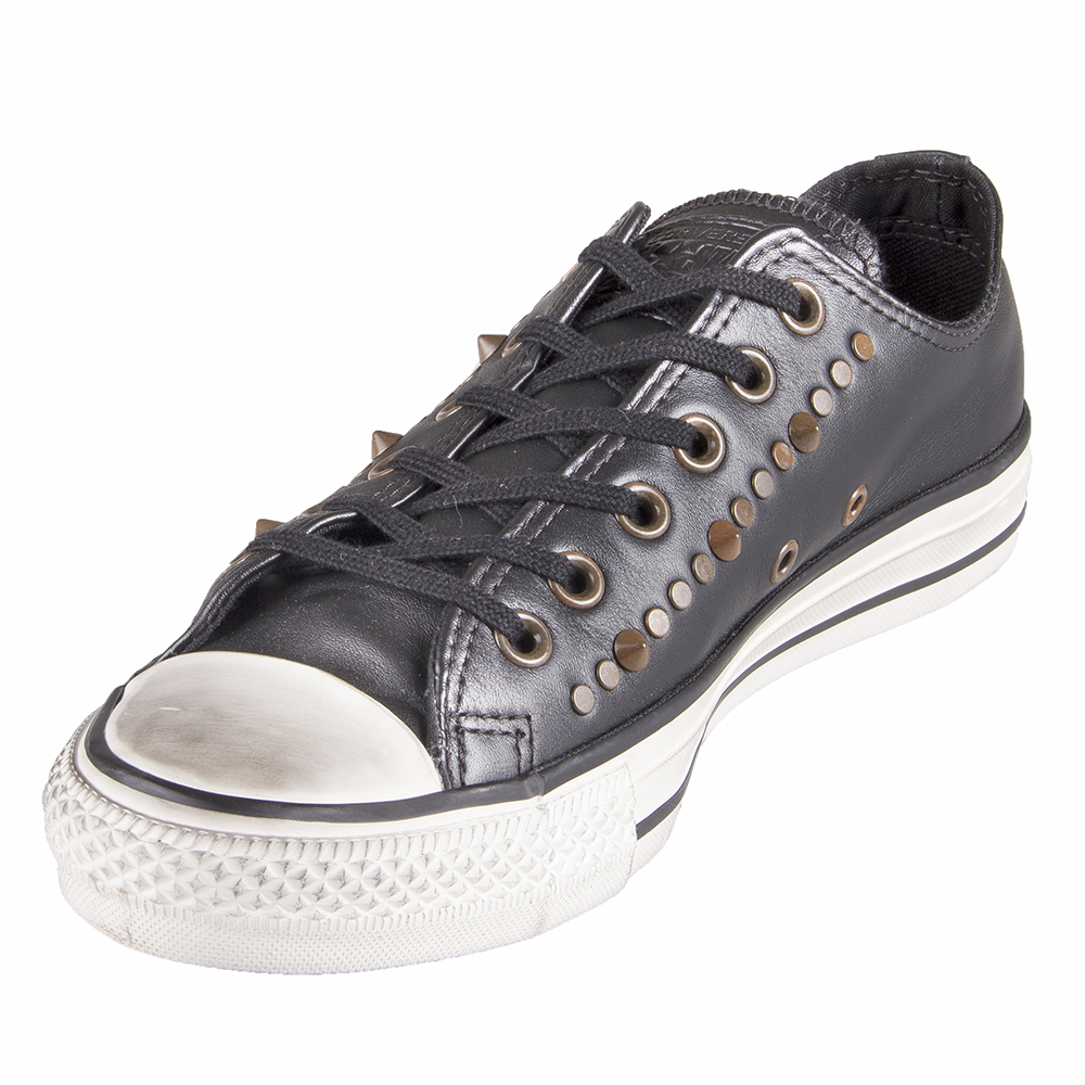white studded converse low top