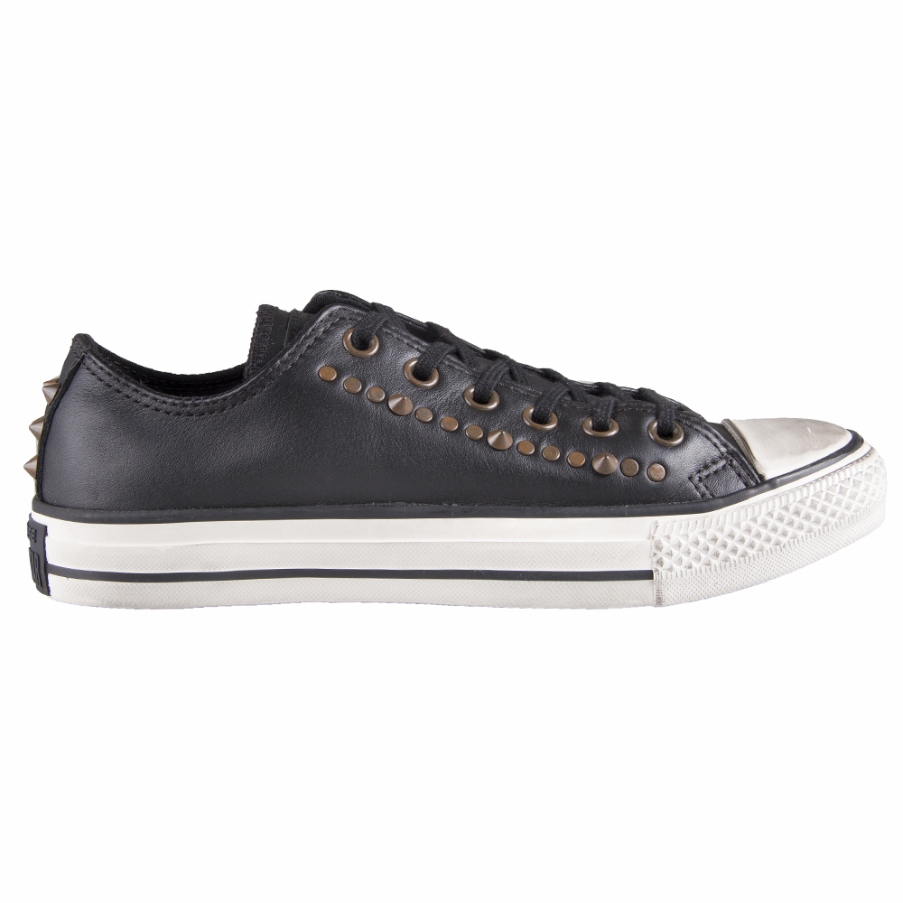Converse Chuck Taylor 140012C Studded Ox Black Shoes.
